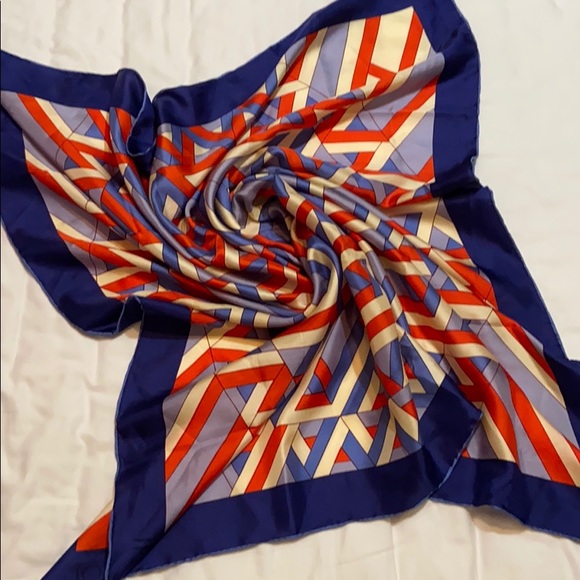 100% Silk Geometric Scarf - Picture 2 of 4